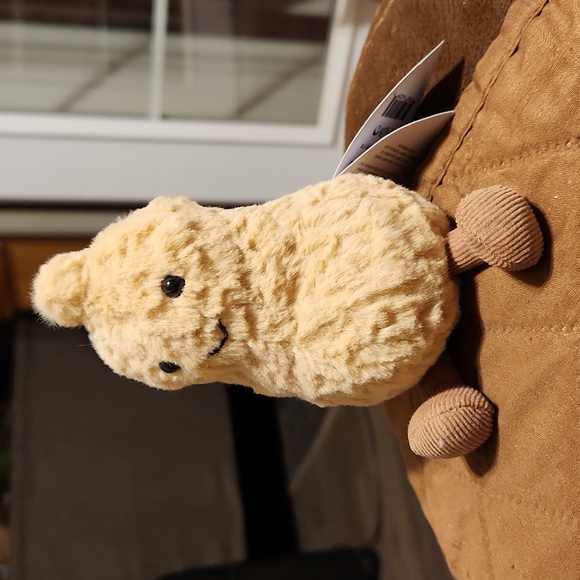 Jellycat AMUSEABLE PEANUTS Soft Plush Toy 6x3" BNWT Authentic - Picture 2 of 4